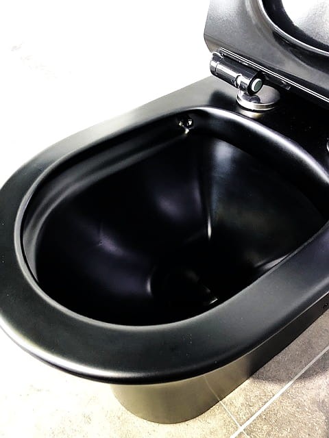 WC kompakt RIMLESS Pia BLACK B2366A zdjecie 6 salon lazienek w Lodzi