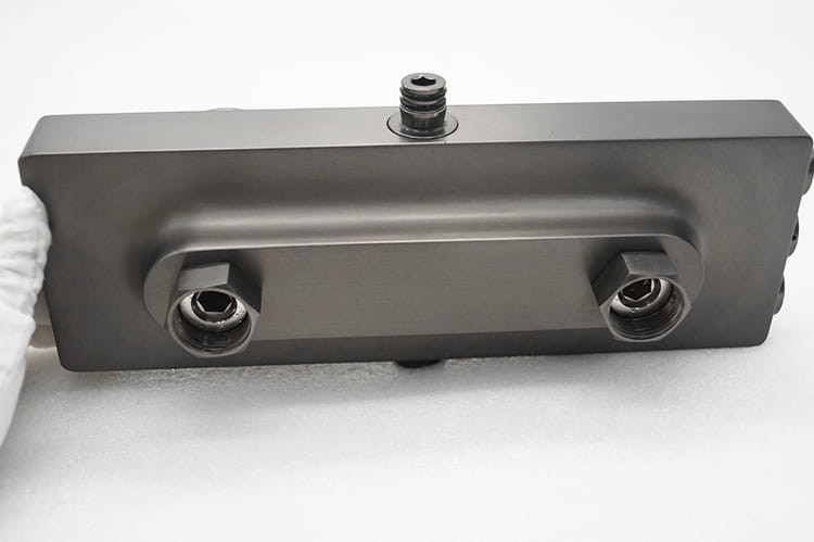 zestaw-prysznicowy-uchwyt-do-zmieniania-tempratury-wody-od-srodka  salon lazienek Lodz